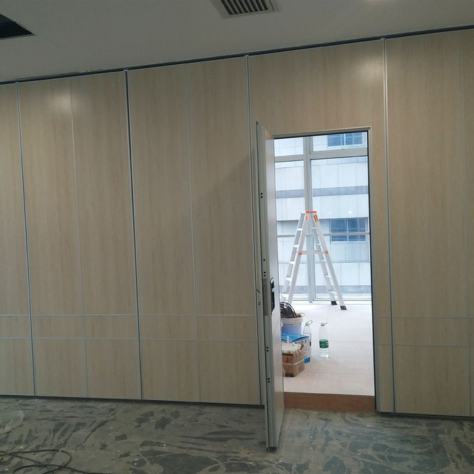 회의실을 위한 알루미늄 청각적인 접히는 칸막이벽 움직일 수 있는 문