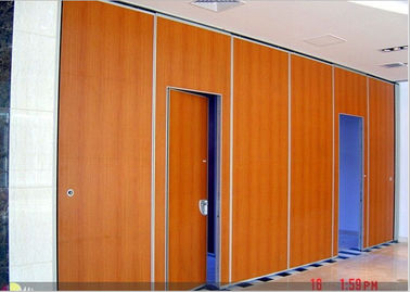 회의실을 위한 가동 가능한 칸막이벽을 미끄러지는 4개 M 고도 사무실 소리 증거 가동