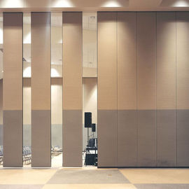 호텔 무도실을 위한 청각적인 목제 나무로 되는 접히는 칸막이벽 체계