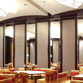 움직일 수 있는 문 회의실을 위한 팽창식 벽 분할 방 분배자 접히는 칸막이벽