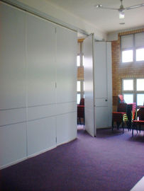 접히는 칸막이벽, 청각적인 방 분배자를 미끄러지는 현대 사무실