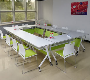 EBUNGE 현대 Foldable 학교 테이블 4개의 바퀴를 가진 서 있는 사무용 가구 회의실 책상