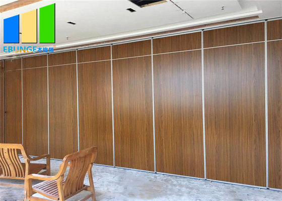 광고 방송 회의장 청각적인 접는 방 칸막이벽을 운영하게 쉬운