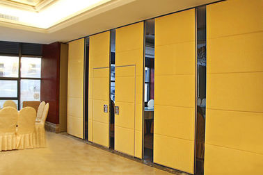 칸막이벽 협약과 전시관 방 분배자를 미끄러지는 컨벤션 센터