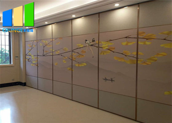 컨벤션 센터 어쿠스틱 우드 표면 이동식 벽 파티션 시스템
