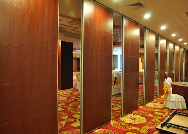 EBUNGE 음속 장벽 벽 공간 분배자 호텔 회의실을 위한 미끄러지는 칸막이벽 MDF 멜라민 끝